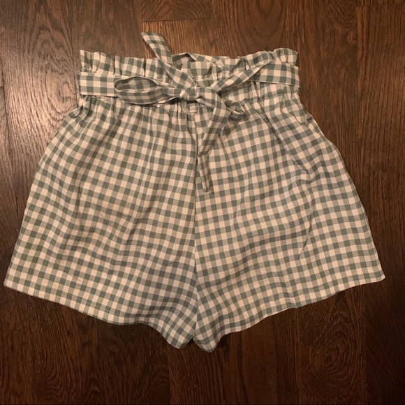 Two piece set - Picture 3 of 3